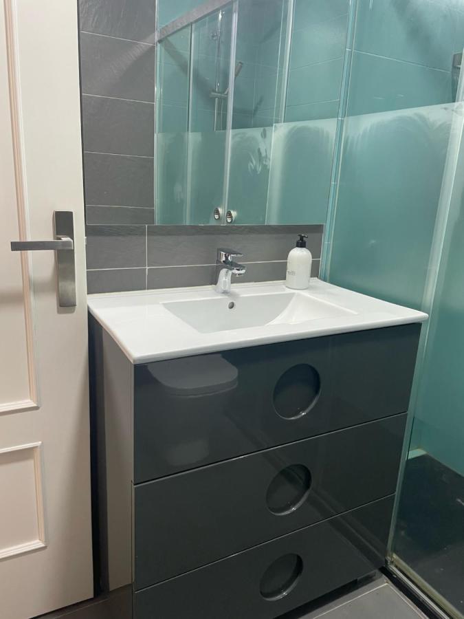 Torre Del Reloj - Parking Gratis Appartement *